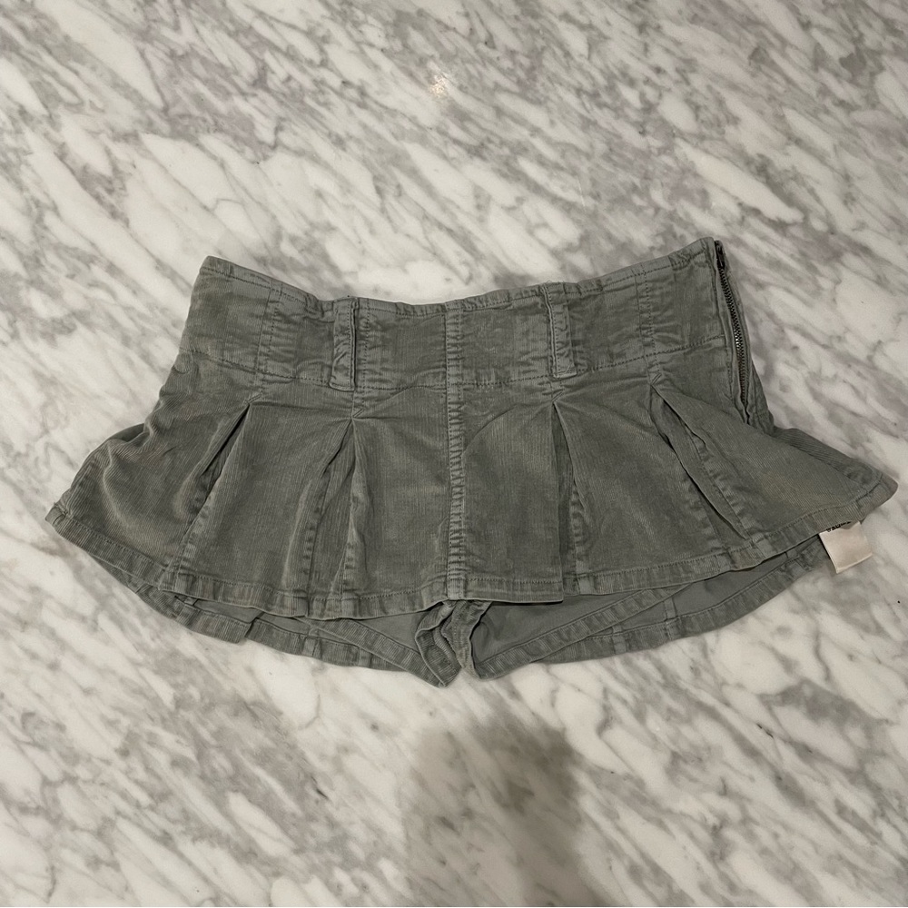 Free People 	Pleated Micro Mini Cord Skort